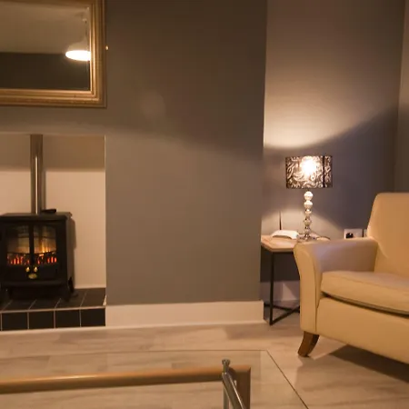 Clifden House By Nina-3
